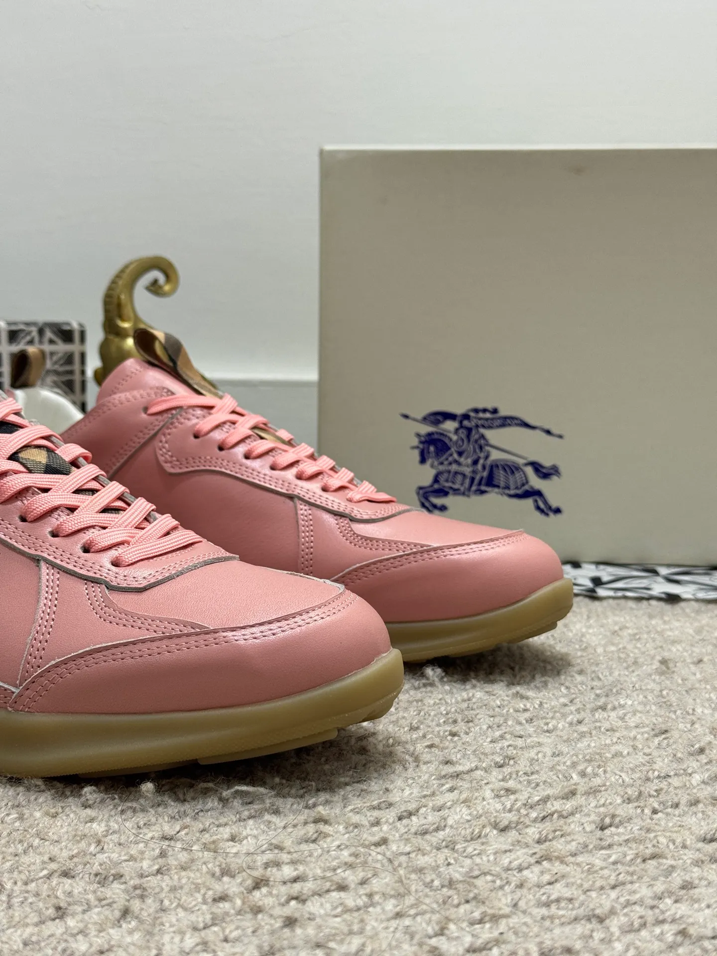 Men's shoes 💰420 [New style] 🐝🐝 [BURBERRY] Burberry - high-end quality original order 🔍🔍🔍 Upper: imported 🔝 calfskin, brand knitted pattern, tongue brand cloth label, lining: sheepskin lining, - outsole: rubber; two-color molded outsole, ultra-high quality control·fine workmanship: highlighted (high-end·luxury·grade) Size :38-44 (45 customized